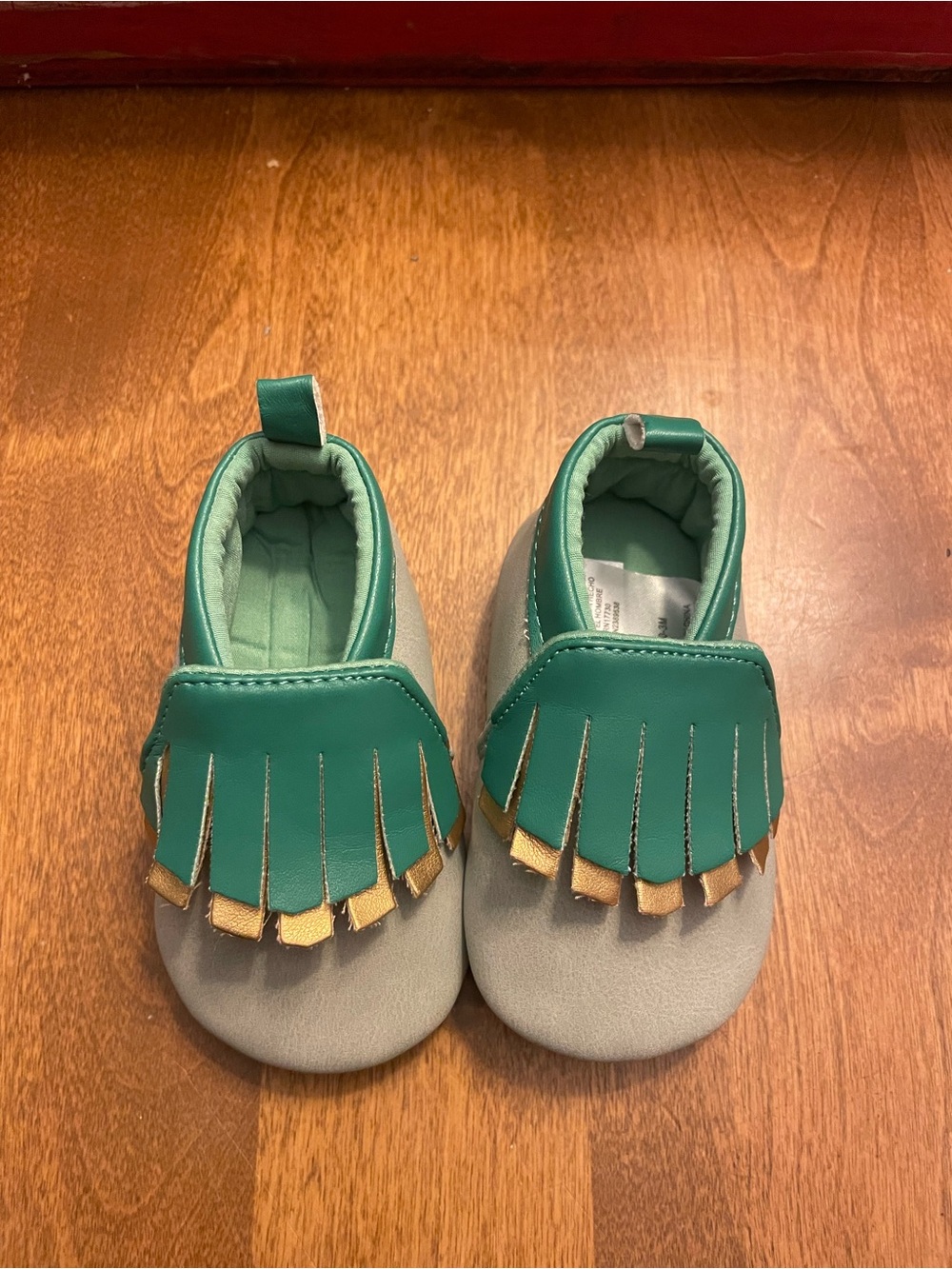 Baby 0-3 months Green and Gold Fringe Slip-On Shoes
